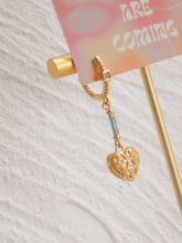 Load image into Gallery viewer, Mabel - 18KGP Heart Hoops