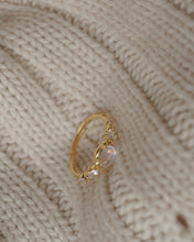Load image into Gallery viewer, Moonlux - Gold Ring