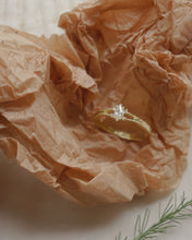 將圖片載入圖庫檢視器 Breeze - Gold Ring