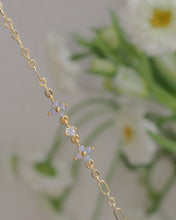 Load image into Gallery viewer, Petal - 18KGP Bracelet