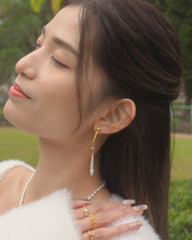 Load image into Gallery viewer, Pearl Poetry - 18KGP Earrings