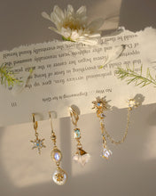 Load image into Gallery viewer, Mindful - 18KGP Crystal EarringsใWhite Crystalใ