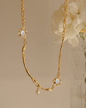 Load image into Gallery viewer, Weaver - Glaze Necklace