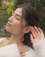 Load image into Gallery viewer, Pearl Poetry - 18KGP Earrings