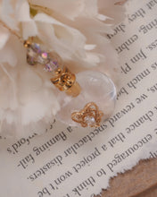 將圖片載入圖庫檢視器 【可打開放香水】 HEARTFELT (Gold) - White Crystal Perfume Necklace ✦ Waterproof™