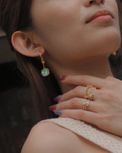 Load image into Gallery viewer, Amor 06 Hoops