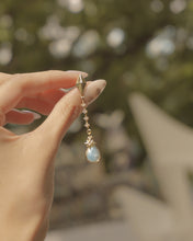 Load image into Gallery viewer, Harmony-Earrings