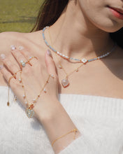 Load image into Gallery viewer, GEMY - Rose Quartz Necklace โฆ 925 Silver โข