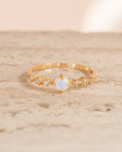 Load image into Gallery viewer, Moon Rise - Opal Ring