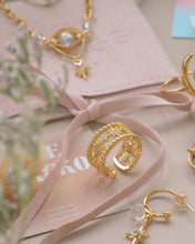 Load image into Gallery viewer, 8-awn Star - Gold Ring