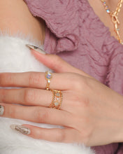 Load image into Gallery viewer, 8-awn Star - Gold Ring