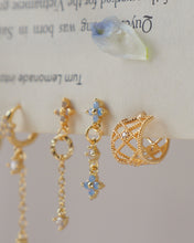 Load image into Gallery viewer, Petal - 18KGP Earrings