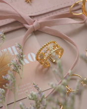 Load image into Gallery viewer, 8-awn Star - Gold Ring