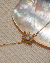 Load image into Gallery viewer, 8 AWN STAR - Gold Bracelet โฆ 925 Silver โข