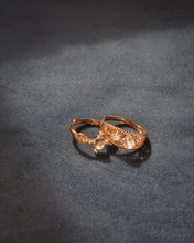 Load image into Gallery viewer, 【高品質鑒定】CONSTELLAR - Moonstone Ring ✦ 925 Silver ™ + 18K Gold
