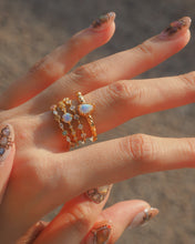 Load image into Gallery viewer, Radiant - CZ Ring