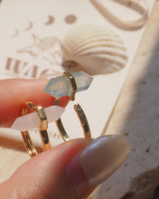 Load image into Gallery viewer, GEMY - Rose Quartz Gold Ring