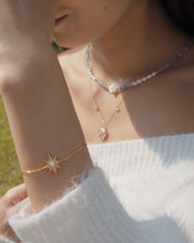 Load image into Gallery viewer, 8 AWN STAR - Gold Bracelet โฆ 925 Silver โข