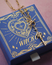 將圖片載入圖庫檢視器 GLOW KEY - Gold Toggle Necklace ✦ Semi-Waterproof