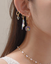 Load image into Gallery viewer, Amor 05 Hoops
