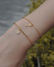 將圖片載入圖庫檢視器 A09 - Gold Bracelet