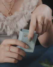 Load image into Gallery viewer, 【高品質鑒定】MOONLUX - Moonstone Ring ✦ 925 Silver ™ + 18K Gold