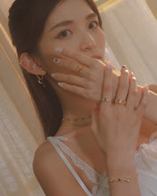 Load image into Gallery viewer, Artsy - Cuff