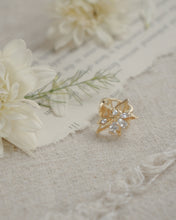 將圖片載入圖庫檢視器 【庫存緊張】Rising - 18KGP Ear Cuff
