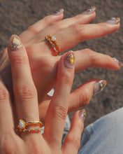 Load image into Gallery viewer, Moon Rise - Opal Ring