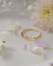 Load image into Gallery viewer, Flux - Gold Ring