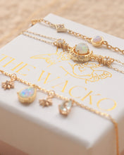Load image into Gallery viewer, Midnight Opal Bracelet