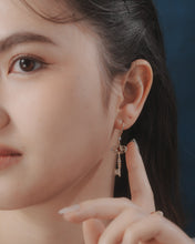 Load image into Gallery viewer, MAGIC KEY - Earrings