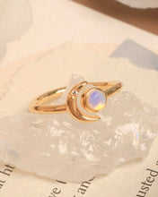 Load image into Gallery viewer, Dream Crest - Ring ✦ 925 Silver ™