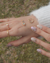 Load image into Gallery viewer, Awakening Aura - Earrings Set