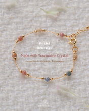 Load image into Gallery viewer, Pastel-Crystal Bracelet