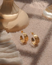 將圖片載入圖庫檢視器 Gypsy - Egypt Textured Hoops *Waterproof