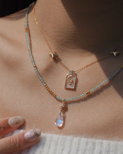 將圖片載入圖庫檢視器 MOON ARCH - Gold Necklace ✦ Waterproof™
