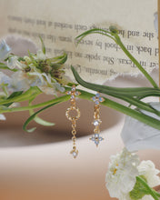 Load image into Gallery viewer, Petal - 18KGP Earrings