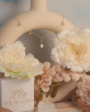 Load image into Gallery viewer, Intention - 925 Opal Star Necklace