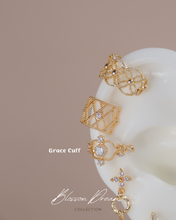 Load image into Gallery viewer, Grace - 18KGP Ear Cuff