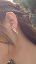 ๅฐๅ็่ผๅ
ฅๅๅบซๆชข่ฆๅจ Insight - Clear Pillar Earrings