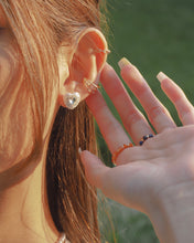 Load image into Gallery viewer, Pearl Gem - 925 Silver Stud Earrings