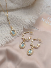 將圖片載入圖庫檢視器 Magic Cave - 18KGP Irregular Hoop Earrings