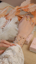 Load image into Gallery viewer, Commix - 18K Crystal x Pearl x Gold Bracelet