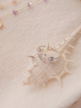 ๅฐๅ็่ผๅ
ฅๅๅบซๆชข่ฆๅจ Bright - 18KGP Gold / Silver Moon & Sun Ring