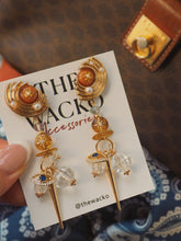 將圖片載入圖庫檢視器 VINTAGE BUTTON EARRINGS - INDIGO