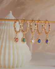 Load image into Gallery viewer, Singaling - Gold Hoops