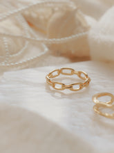 Load image into Gallery viewer, Glassy & Classy 18KGP Rings