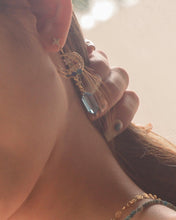 將圖片載入圖庫檢視器 Freeze - 18KGP Crystal Earrings