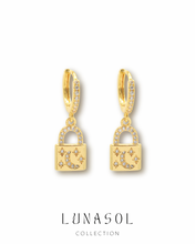 ๅฐๅ็่ผๅ
ฅๅๅบซๆชข่ฆๅจ Moon Lock - 18KGP Huggie Earrings